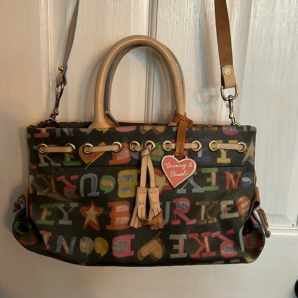 Mini-sac Poignet Dooney & Bourke Vintage – Toile Et Cuir, Motif Graffiti Arc-en-ciel, Femme